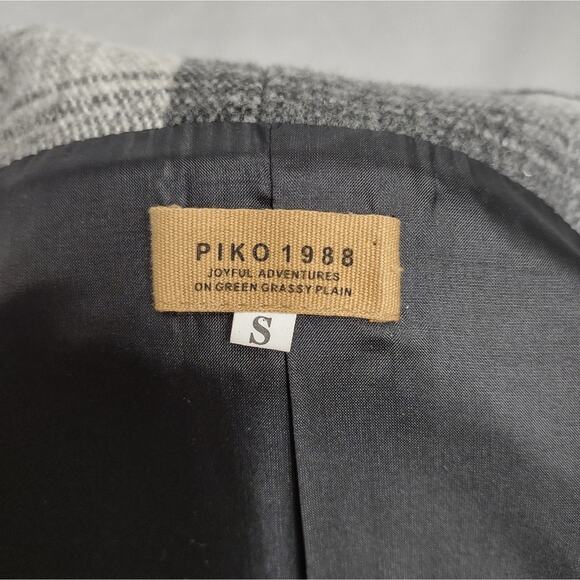 PIKO 1988 Gray Plaid Cape Style Jacket with Stand Up Collar Large Button Size S - Picture 8 of 9